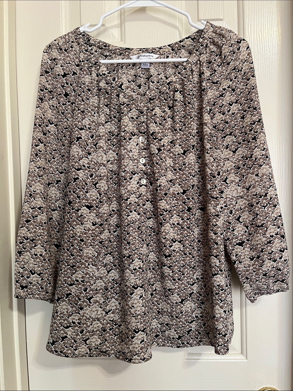 croft & barrow Beige and Black Floral Henley Top medium